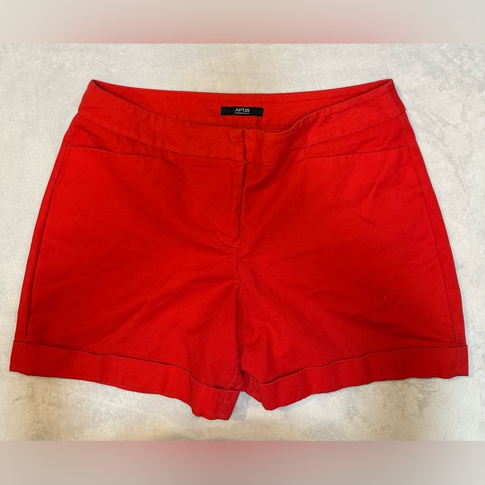 Apt. 9 Women's Vibrant Red Shorts